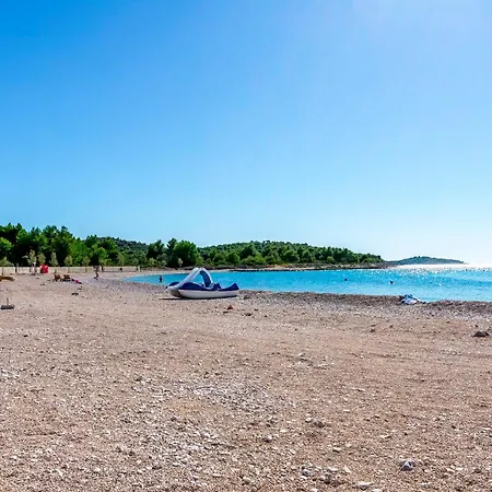 Benjamin روغوزنيكا